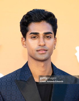 Anirudh Pisharody as Hot Man