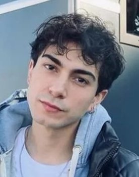 Rahimcan Kapkap as Mert Karasu