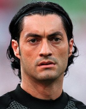Vítor Baía as Self