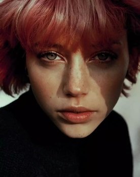 Amanda Campana as 