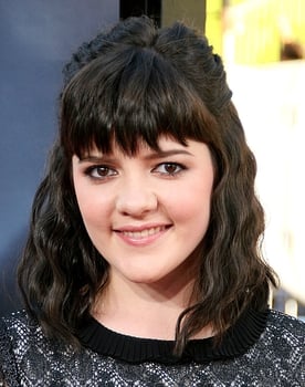 Madeleine Martin as Lucy