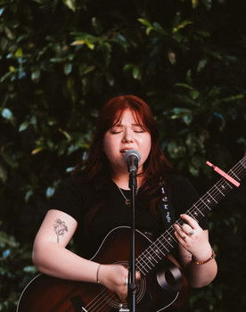 Kieler Avery as Chloe