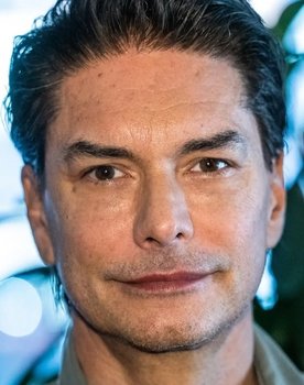 Marcus Schenkenberg as Sachi