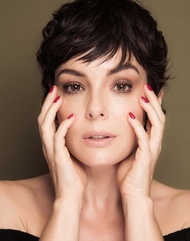 Regiane Alves as Margô