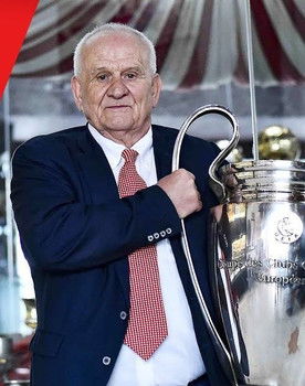 Љупко Петровић as Himself