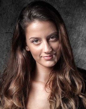 Iride Fontana as Wendy