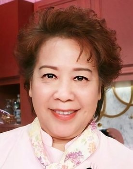 Kitty Siu as 三姐