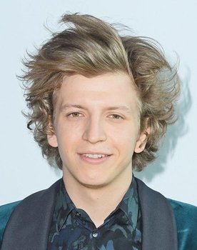 Maciej Musiałowski as Staszek