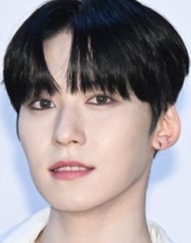 Lee Keon-hee as Self - Contestant