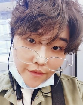 Li Haorui as Feng Xi (voice)