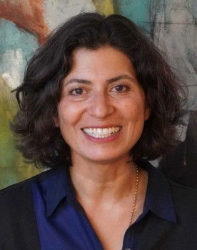 Mira Skadegård as Sig selv