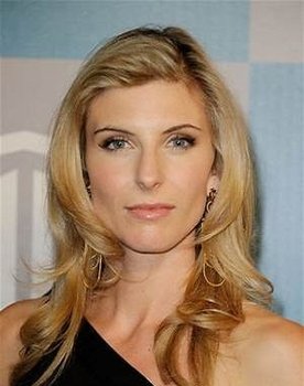 Roxanne Blaze as Xena (as Sarah Bellomo)