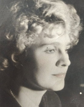 Евгения Каретникова