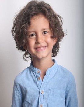 Ahmet Efe Metekoglu as Can