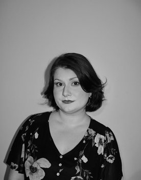 Jamie Alvey as Franny