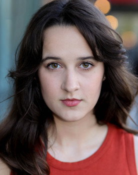 Brooke Blackwell as Kirsten