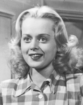 Harriett Philipson as Vera Haglund