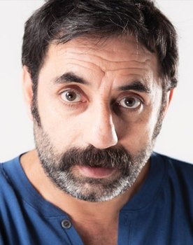 Nazmi Kırık as Mamat
