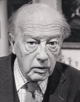 Roland Culver as Mr. Vellacot