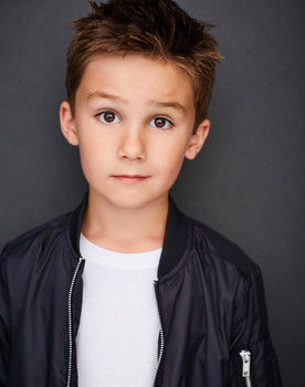 Lynden Miles Ley as Michael