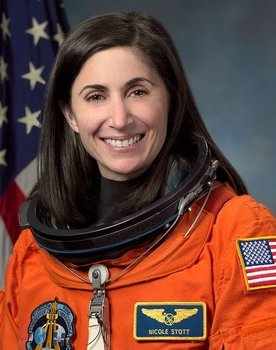 Nicole Stott