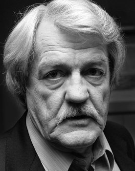 Leonid Kulagin as 