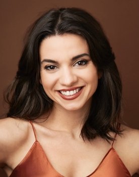 Lauren LaVera as Girlfriend (in video)