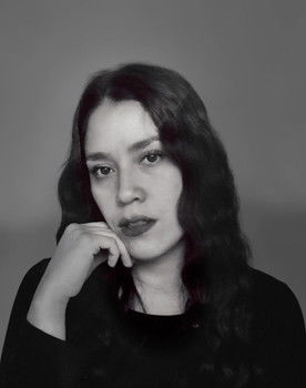 Claudia López as Daniela