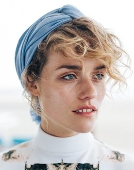 Nienke van Hofslot as Josefien