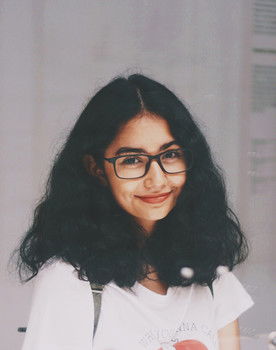 Juliana Reza as Uncle's Wife