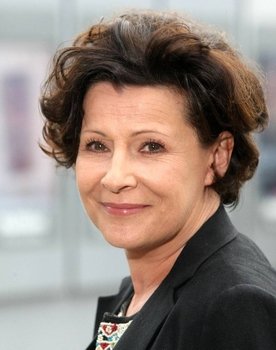 Dorota Kolak as Ula Tomaszewska