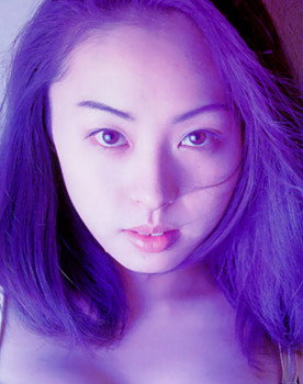 Junko Asamiya as Suzuki Miho