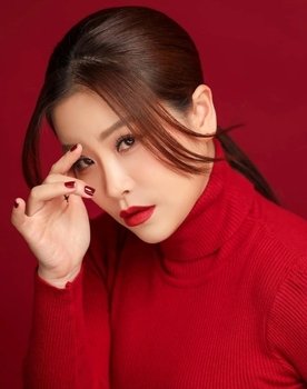 Kiều Linh as Thím Tư