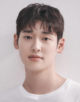 Lee Gwang-hee as Baek Hyun-kyu