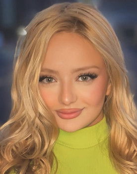 Elmira Huseynzadeh as 