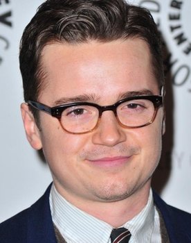 Dan Byrd as Norman Long