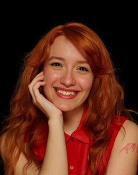 Ludmila Nieva as Antonella Costa