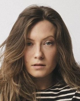 Diana Golbi as אירנה