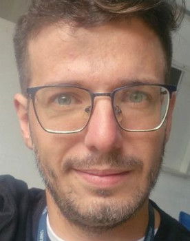 Lucas Costerano as Sr. Dias