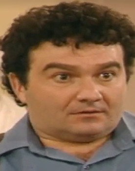 Andreas Vitalis as Pompos