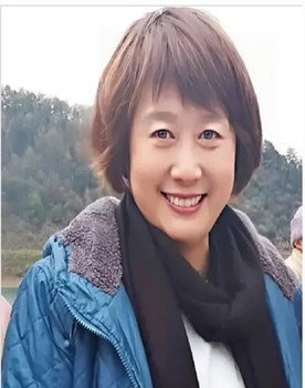 汪文华 as 主持人