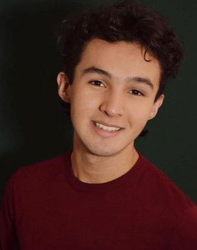 Mateo Ramírez Velasco as Elías