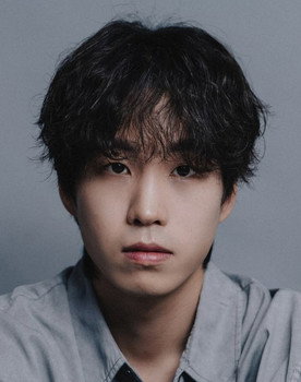 Jeong Chang-hwan as Dance academy director