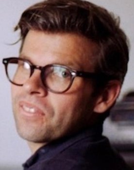 Theis Schmidt as Self