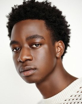 Ayo Solanke as Applicant #3