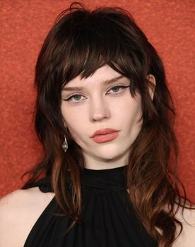 Sophie Thatcher as Sadie Harper