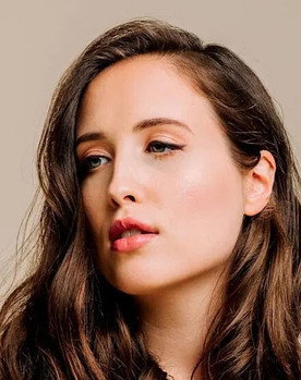 Alice Merton as Self