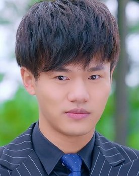 Wang Jun as Xiang Bei [Ouyang Yue Ze's  assistant]