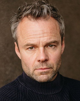 Jamie Glover as Robert Tolland