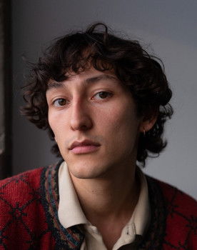 Amaru Narváez Reyes as Bat